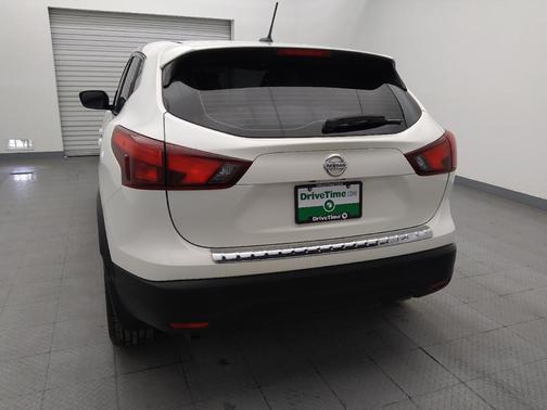 2017 Nissan Rogue Sport S