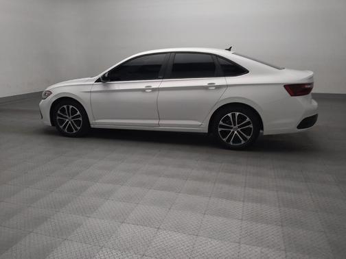 Pure White 2024 Volkswagen Jetta 1.5T Sport