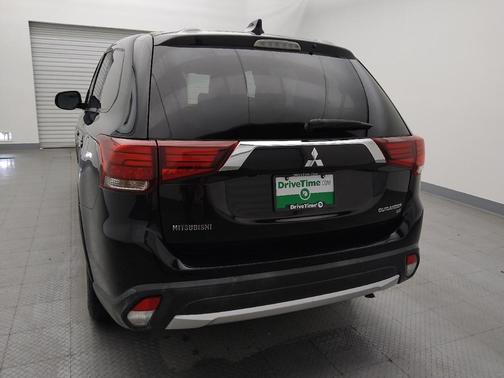 2018 Mitsubishi Outlander SE