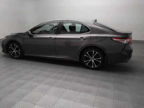 Predawn Gray Mica 2020 Toyota Camry SE