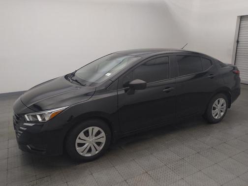 Super Black 2024 Nissan Versa 1.6 S
