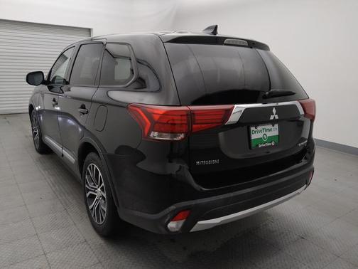 2018 Mitsubishi Outlander SE