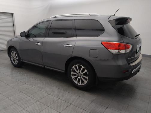 2016 Nissan Pathfinder SV