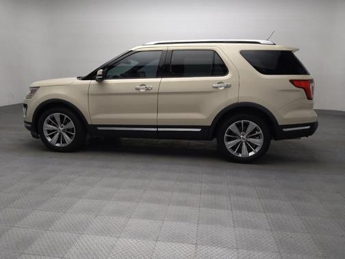 Tan 2018 Ford Explorer Limited