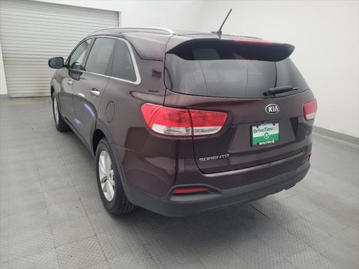 2018 Kia Sorento LX