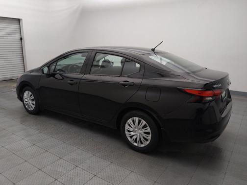 2021 Nissan Versa 1.6 S
