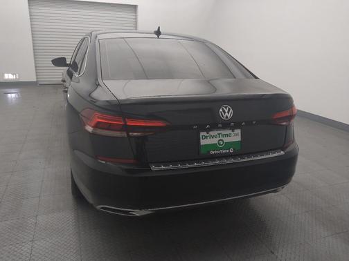 2021 Volkswagen Passat 2.0T SE