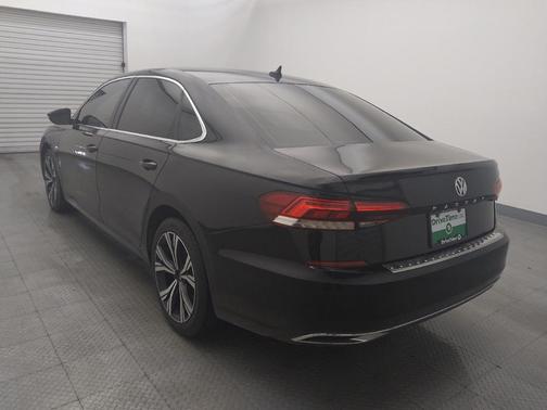 2021 Volkswagen Passat 2.0T SE