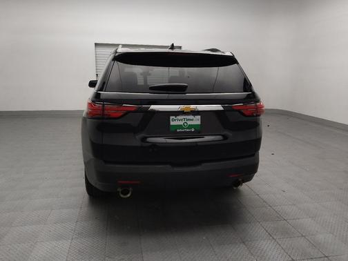 Mosaic Black Metallic 2023 Chevrolet Traverse LT Cloth