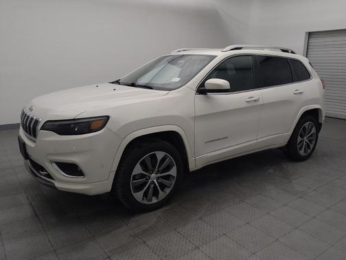 2019 Jeep Cherokee Overland