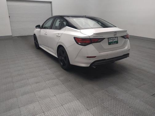 White 2021 Nissan Sentra SR