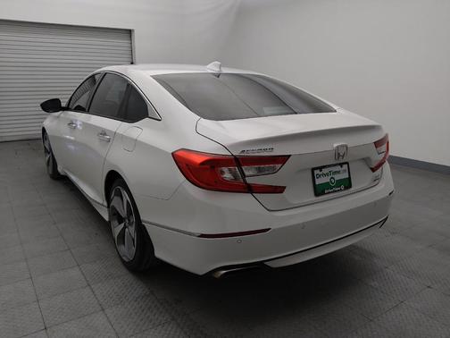 2020 Honda Accord Touring 2.0T