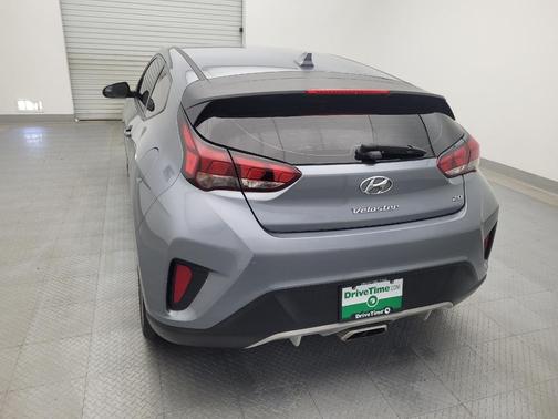 2019 Hyundai Veloster 2