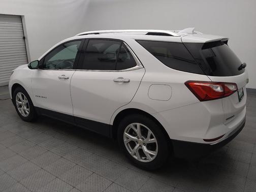 White 2019 Chevrolet Equinox Premier