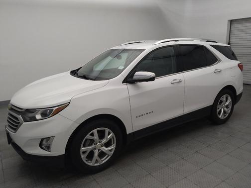 White 2019 Chevrolet Equinox Premier