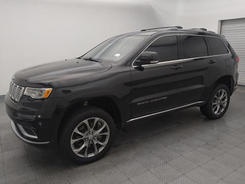 Diamond Black Crystal Pearlcoat 2020 Jeep Grand Cherokee Summit