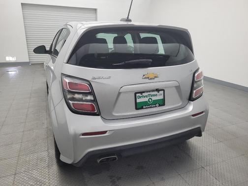 2017 Chevrolet Sonic LT