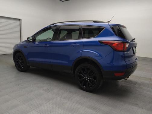 Lightning Blue Metallic 2019 Ford Escape SE
