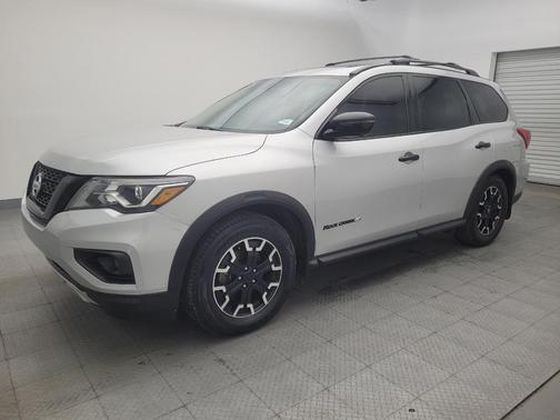 2020 Nissan Pathfinder SL 2WD