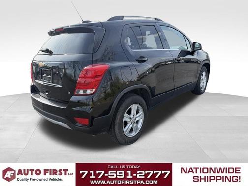 Mosaic Black Metallic 2020 Chevrolet Trax LT