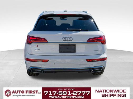 Ibis White 2023 Audi Q5 45 S line quattro Premium
