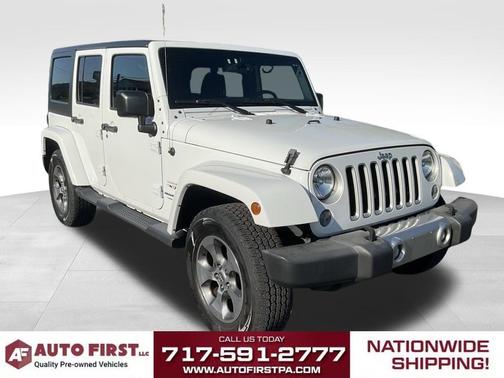 Bright White Clearcoat 2018 Jeep Wrangler JK Unlimited Sahara
