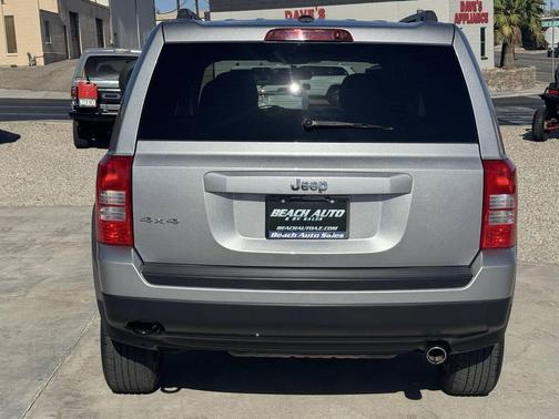 Billet Silver Metallic Clearcoat 2016 Jeep Patriot Sport