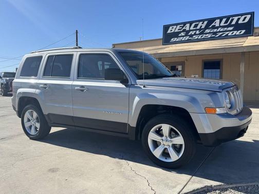 Billet Silver Metallic Clearcoat 2016 Jeep Patriot Sport