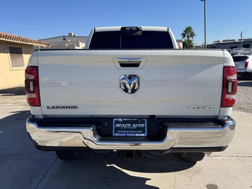 2022 RAM 2500 Laramie Crew Cab 4x4 6'4' Box
