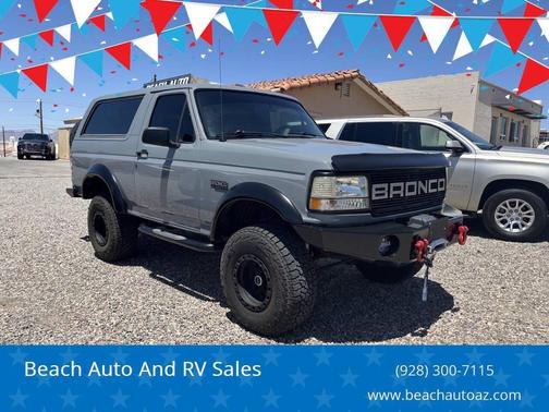 Gray 1992 Ford Bronco Custom 2dr 4WD SUV