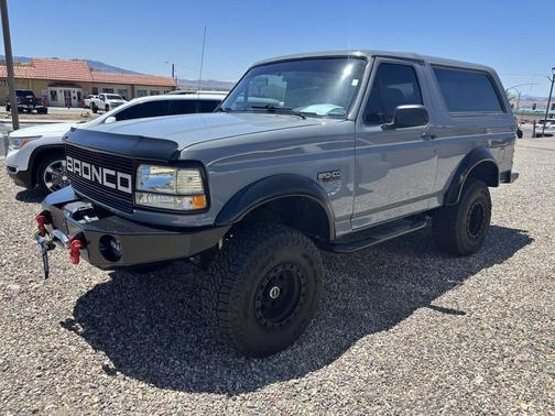 Gray 1992 Ford Bronco Custom 2dr 4WD SUV