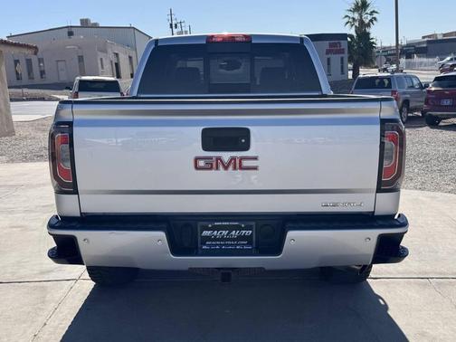Quicksilver Metallic 2018 GMC Sierra 1500 Denali