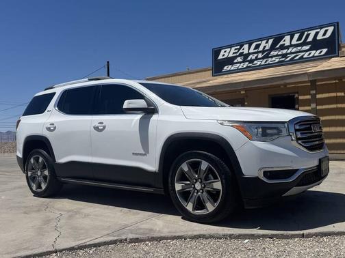 White 2017 GMC Acadia SLT-2