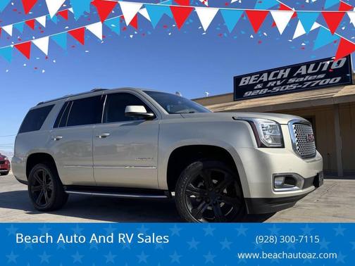 Gold 2017 GMC Yukon Denali