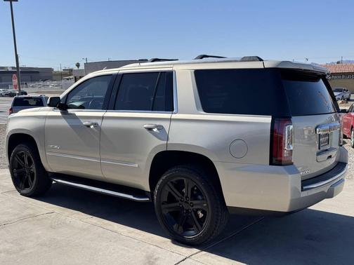 Gold 2017 GMC Yukon Denali