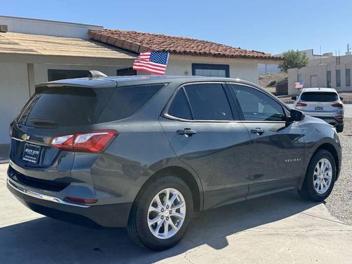 Charcoal 2018 Chevrolet Equinox LS