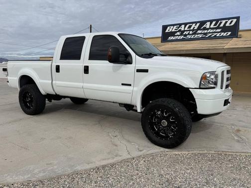 2005 Ford F-250 XLT Crew Cab