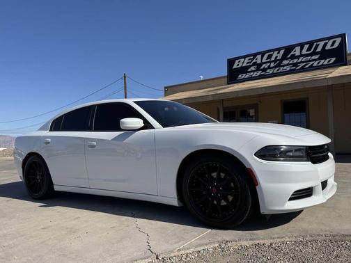 White Knuckle Clearcoat 2019 Dodge Charger SXT