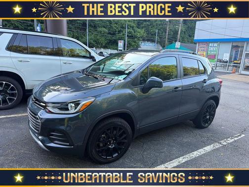 Shadow Gray Metallic 2022 Chevrolet Trax LT
