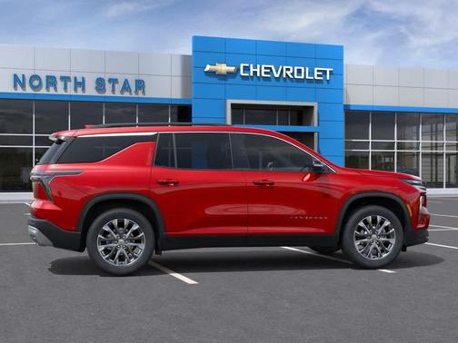 Radiant Red Tintcoat 2026 Chevrolet Traverse LT