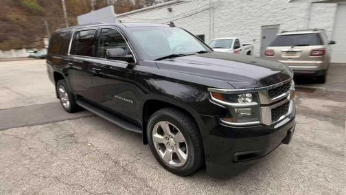 2017 Chevrolet Suburban LT
