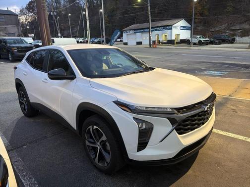 2024 Chevrolet Trax FWD 1RS