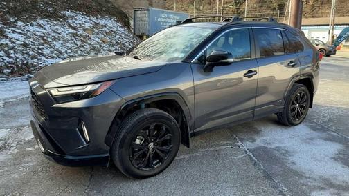 2024 Toyota RAV4 Hybrid SE