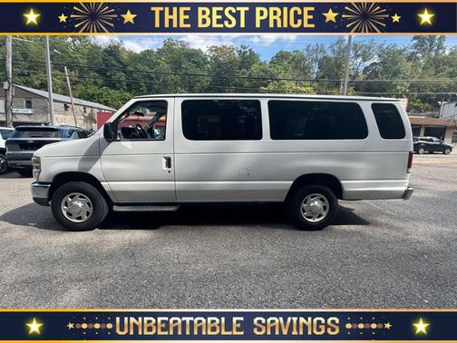 2010 Ford E350 Super Duty XLT