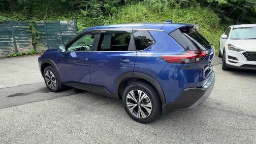 Caspian Blue Metallic 2022 Nissan Rogue SV