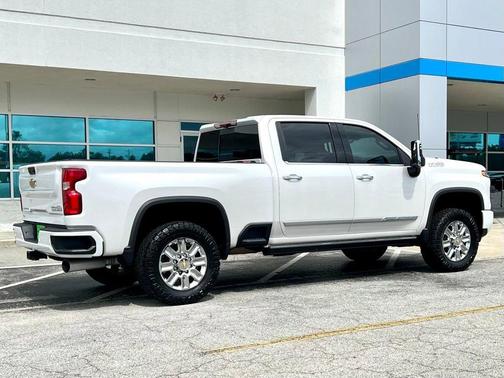 2024 Chevrolet Silverado 2500 High Country