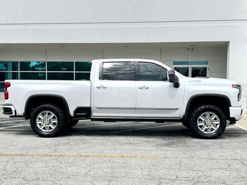 2024 Chevrolet Silverado 2500 High Country