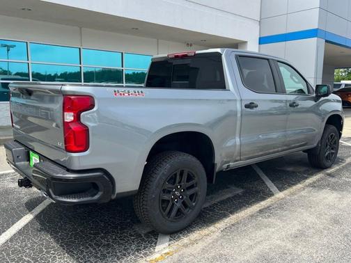 Sterling Gray Metallic 2026 Chevrolet Silverado 1500 LT Trail Boss