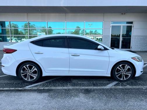 2017 Hyundai ELANTRA Limited