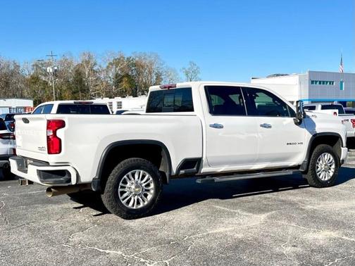 2022 Chevrolet Silverado 2500 High Country